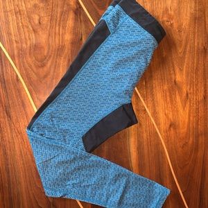 Nearly new, Manduka leggings